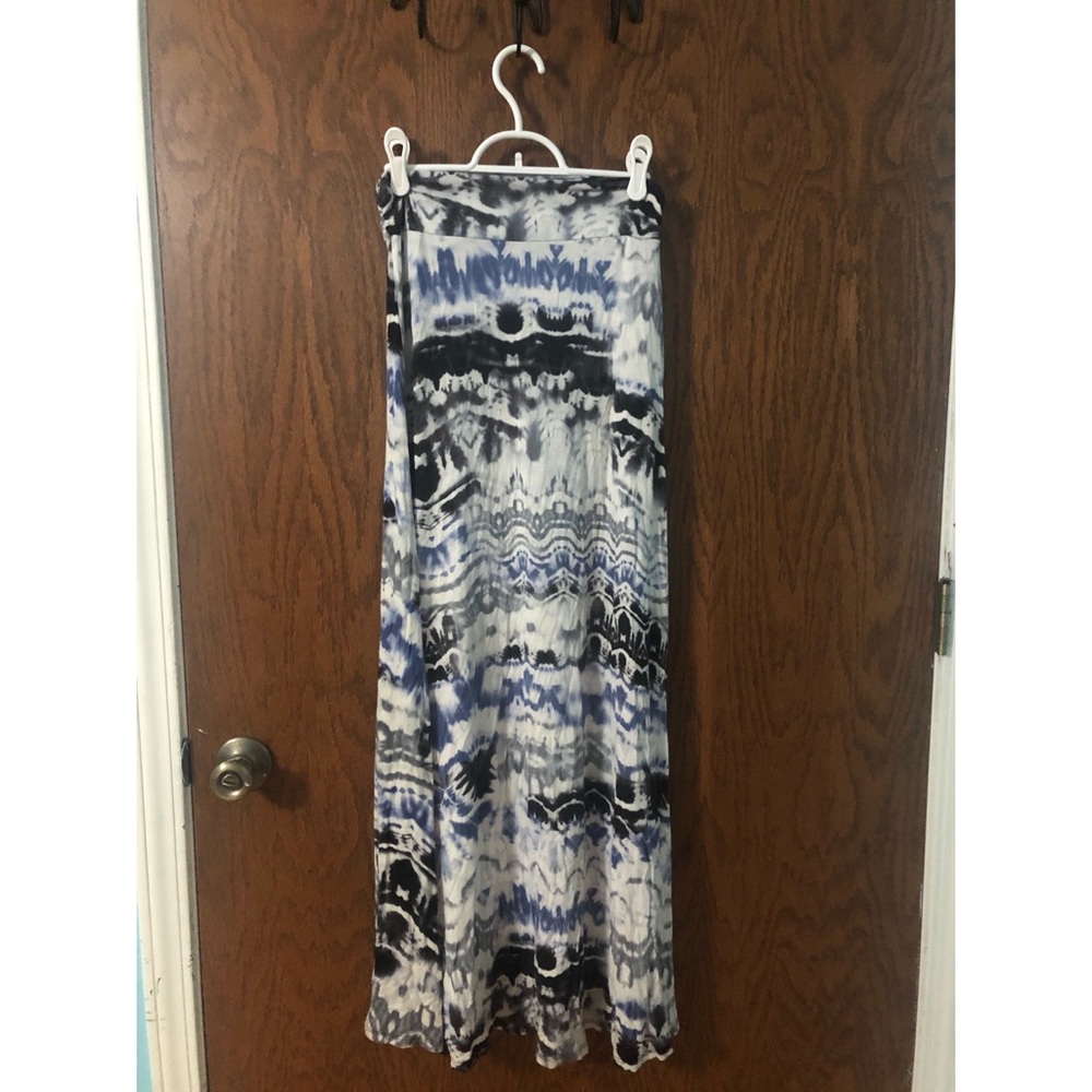 💸3/$15💸 Tie Dye Maxi Skirt